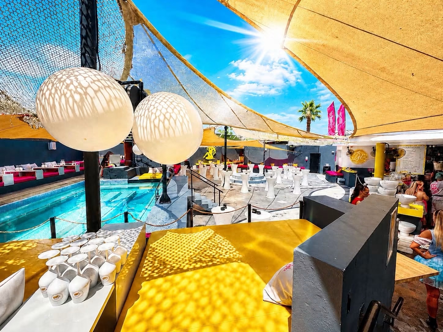Glam Beach au Village Naturiste du Cap d'Agde