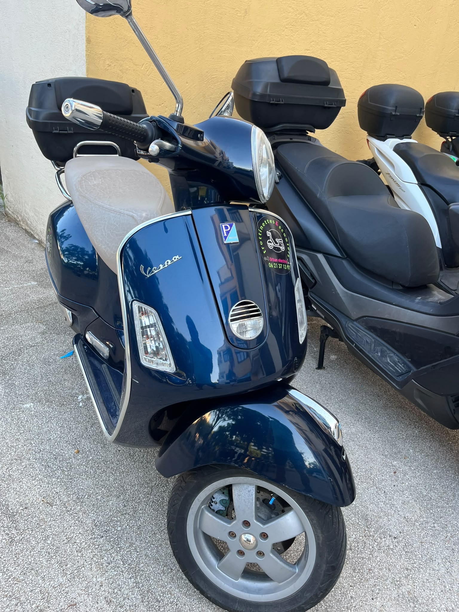 Locap Scoot vélo trottinette scooter bike au Village Naturiste du Cap d'Agde — photo 5